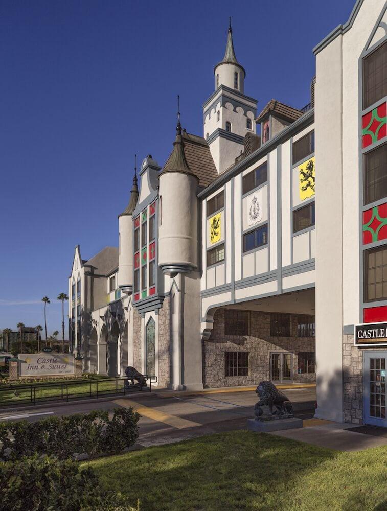 Castle Inn And Suites Anaheim Exteriér fotografie